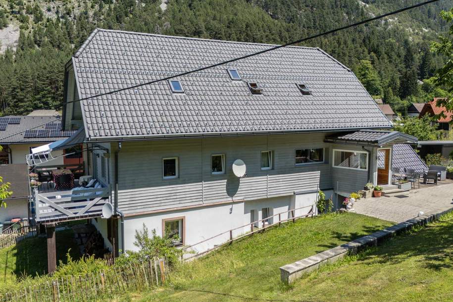 chaletartige Wohnung mit riesigem Garten, beinahe ein ganzes Haus, Haus-kauf, 475.000,€, 9530 Villach Land