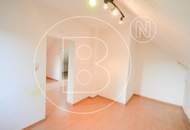 Sanierungsbedürftiges Einfamilienhaus beim Riederberg!