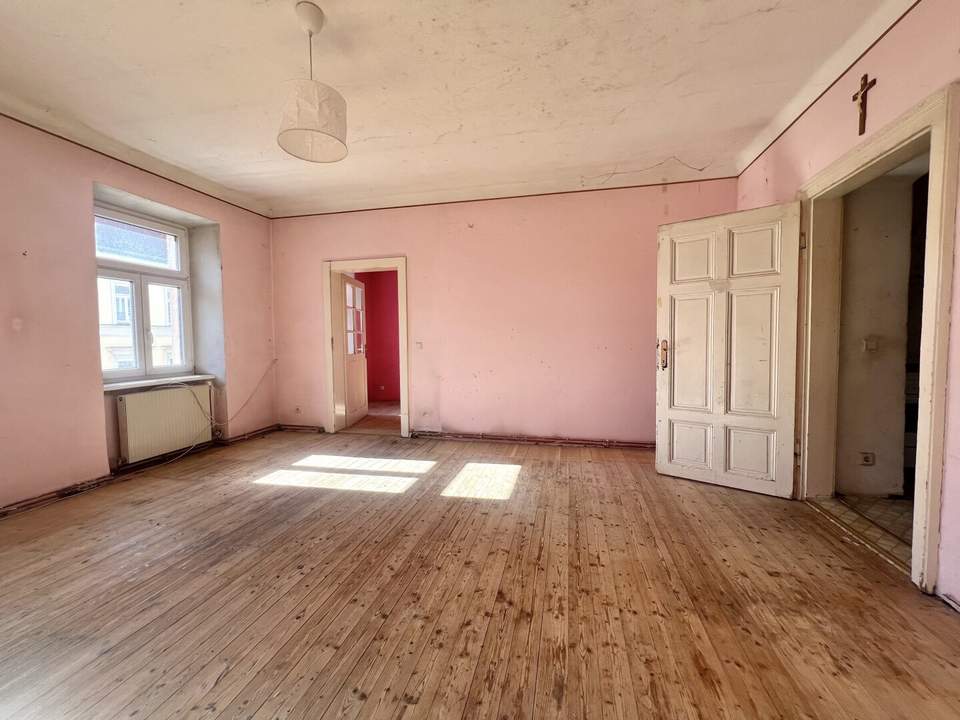 Sanierungsbedürftige Altbauwohnung Nähe Matzleinsdorfer Platz