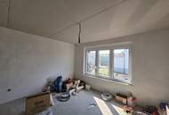 Älteres Wohnhaus mit freistehender Garage samt Nebenraum und Garten in Ruhelage
