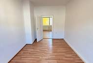 2 Zimmerwohnung in saniertem Wohnhaus perfekt gelegen mit Loggia