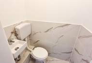 Neuer Preis! BESTLAGE hinter der Karlskirche! Prunkvolles und prestigträchtiges Altbauhaus! WG geeignete Mietwohnung im letzten Liftstock + Beste Infrastruktur und Anbindung!