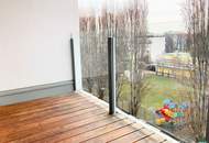 Modern Apartment with Loggia &amp; Included Garage Parking Near Klinik Floridsdorf
