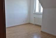 Sehr schöne 3 Zimmerwohnung mit Balkon - Bahnhofsnähe
