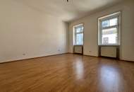 ALTBAU - WOHNUNG - 4 Zimmer in TOP LAGE