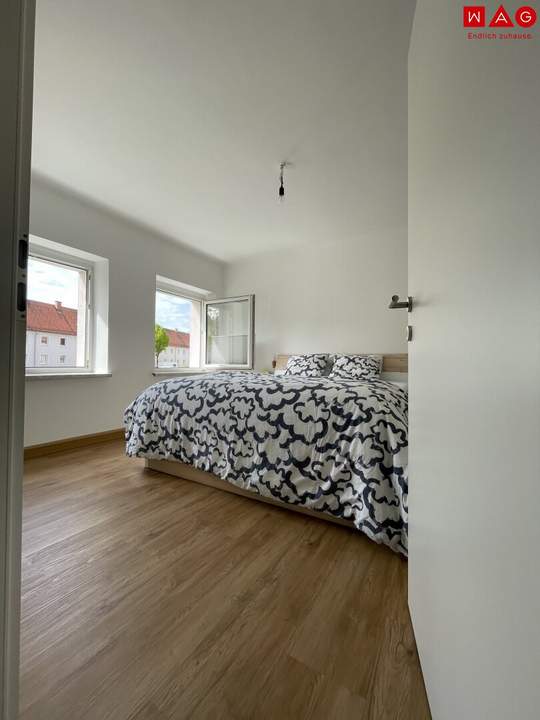 Einladendes Wohnambiente und praktische Raumaufteilung: gemütliche 3-Zimmer-Wohnung mit Grünblick bietet die perfekte Kombination aus naturnahem Wohnen und ausgezeichneter Infrastruktur in Stadtnähe!