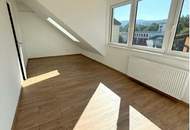 Vier Zimmerwohnung mit Balkon!
