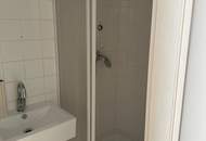 ++ Top Investition ++ Befristet vermietete Altbauwohnung + saniert + Balkon