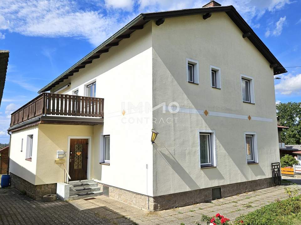 Zweifamilien- bzw. Mehrgenerationenhaus mit vielseitigen Nutzungsmöglichkeiten in Heidenreichstein!