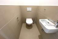 Klimatisierte DG-Wohnung mit hofseitigem Balkon! Baujahr 2021!