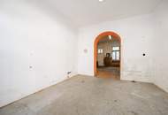 ++NEU++ Sanierungsbedürftige 3-Zimmer Altbauwohnung im Erdgeschoss!