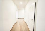 Modern gestaltete Altbauwohnung mit großzügigem Wohnbereich und südseitigen Außenflächen
