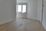 Moderne 2-Zimmer Wohnung mit Loggia // Zw. Burggasse und Neustiftgasse // ab AUGUST!!