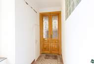 Sanierungsbedürftige Wohnung in wunderschönem Gründerzeithaus nähe U3