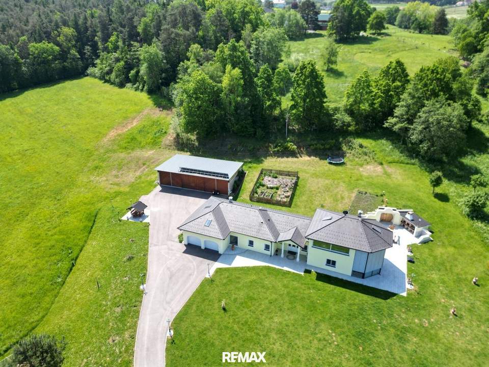 ****Alleinlage**** Einzigartige Liegenschaft mit 6,3 ha Eigengrund