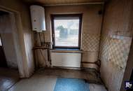 Sanierungsbedürftiges Einfamilienhaus zentral gelegen! (Provisionsfrei)