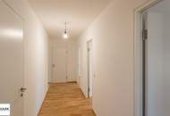 Wohnen in Hirschstetten: großzügige Familien Wohnung (4 Zimmer) mit Balkon und Grünblick - ab 1.7.(!)
