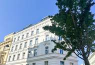 Lichtdurchfluteter 3-Zimmer-Stilaltbau mit modernster Ausstattung und Loggia