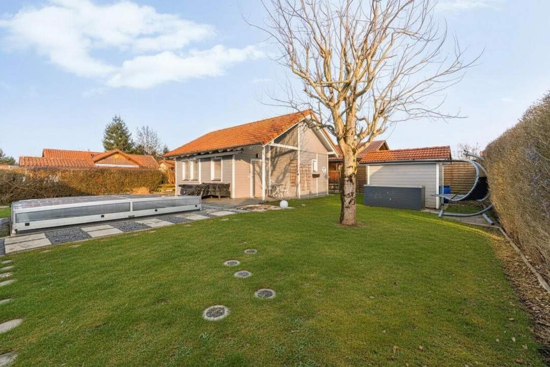 ***Urlaubsfeeling*** – Gepflegtes Gartenhaus mit Pool