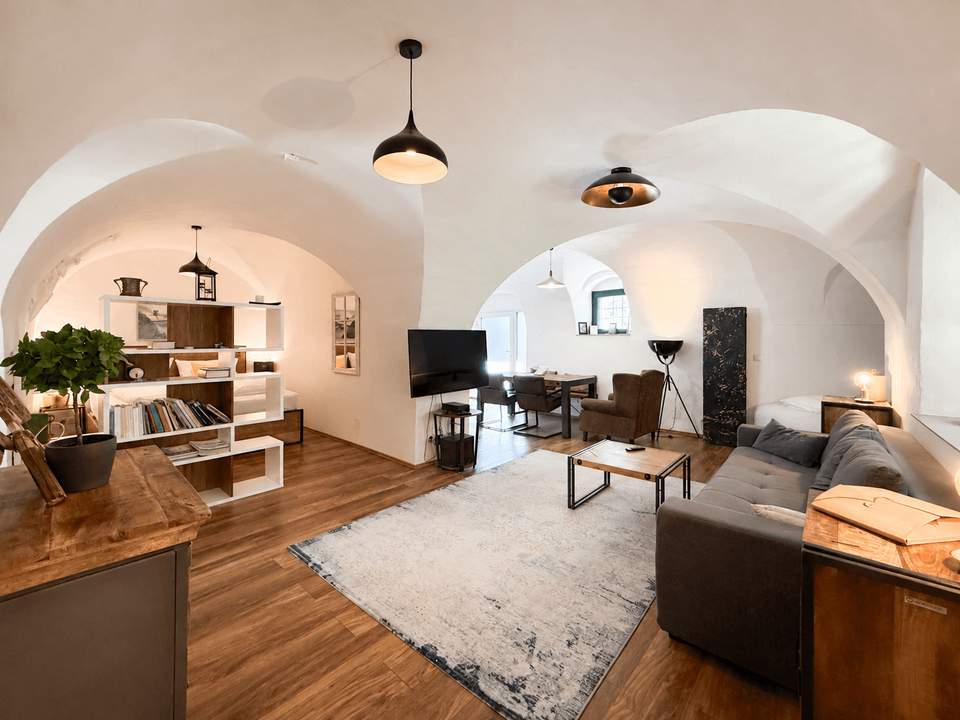 Wohnen im historischen Hoferhaus Bad Aussee – 1-Zimmer-Erdgeschosswohnung | Ferien &amp; ZWS möglich | Top 3