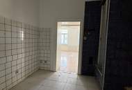 Sanierungsbedürftige 2 Zimmerwohnung bei der Lugner City/Brunnenmarkt/U-Bahn Station Burggasse-Stadthalle