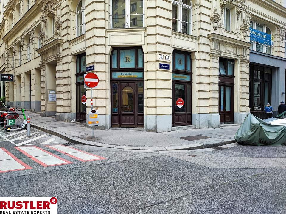 Vielseitiges Geschäftslokal mit praktischer Flächenstruktur