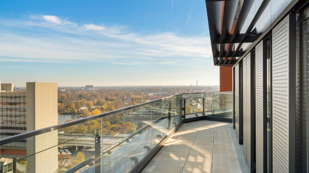 Einmaliges Tower Feeling - ERSTBEZUG - DC FLATS - in Stadtnähe und UNO City Nähe