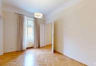 Wunderschöne Altbauwohnung mit Balkon