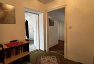 Zweifamilienwohnhaus mit großem Grundstück