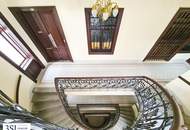 The TAILORED - Hochwertig sanierter Altbau mit Balkon