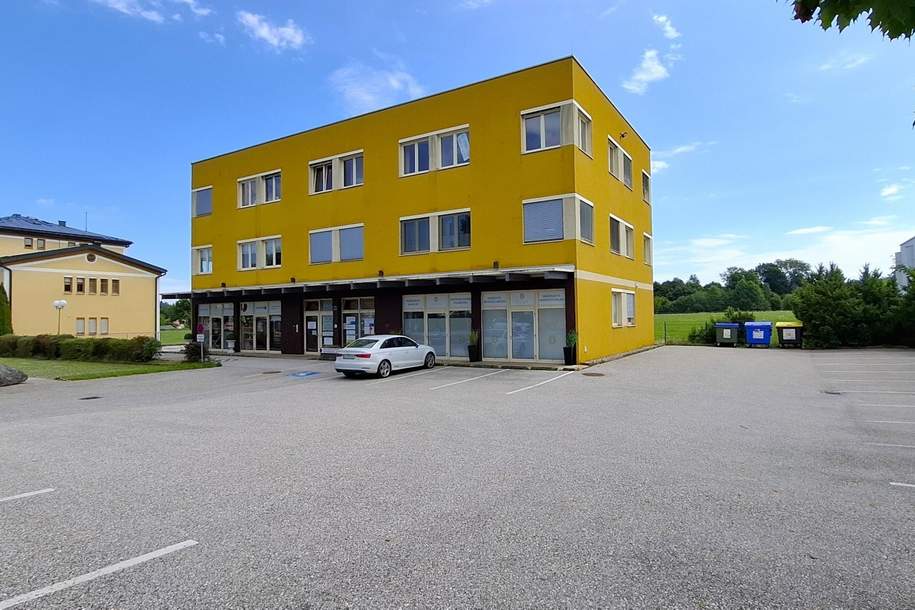 Praxisfläche im Ärzte- und Gesundheitszentrum Neumarkt am Wallersee, Gewerbeobjekt-miete, 969,44,€, 5202 Salzburg-Umgebung