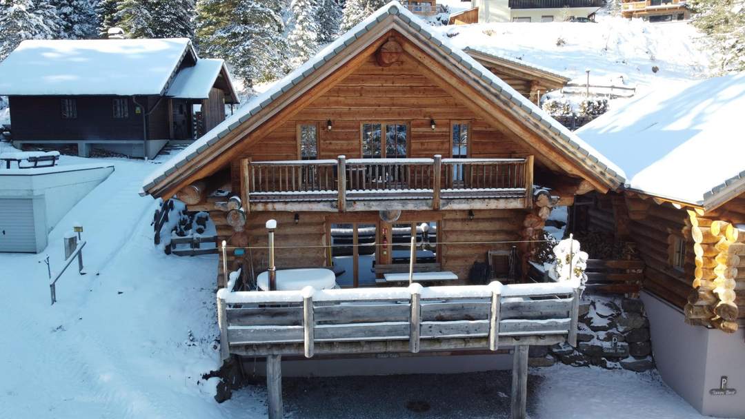 GOLDEN EAGLE - ein außergewöhnliches &amp; exklusives Rundholzchalet