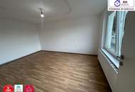 Elegantes Zweifamilienhaus mit privatem Garten – selten, flexibel, wertvoll.