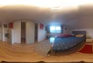 Einfamilienhaus mit drei eigenständigen Wohnungen und einzigartigem Erlebnisgarten