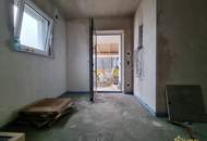 RESERVIERT! 208 m² NFL! 5-ZIMMER, KELLER, BALKON, TERRASSE, CARPORT UND GROSSER GARTEN. ZIEGELQUALITÄT MIT UNVERBAUBAREM GRÜNBLICK.