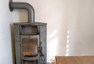 Sanierungsbedürftiger Bungalow mit großem Grundstück - in ruhiger, sonniger Lage