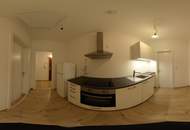 Trendig-sanierte 2,5-Zimmer-Wohnung mit Balkon in zentraler Lage