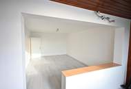 "++Ruhig ++ KFZ Stellplatz ++ U1 Nähe++"