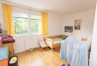 Zentral begehbare 3-Zimmer-Wohnung mit hofseitiger Loggia