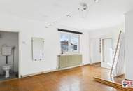 Gepflegtes Haus mit Garten, Garage & Nebengebäuden