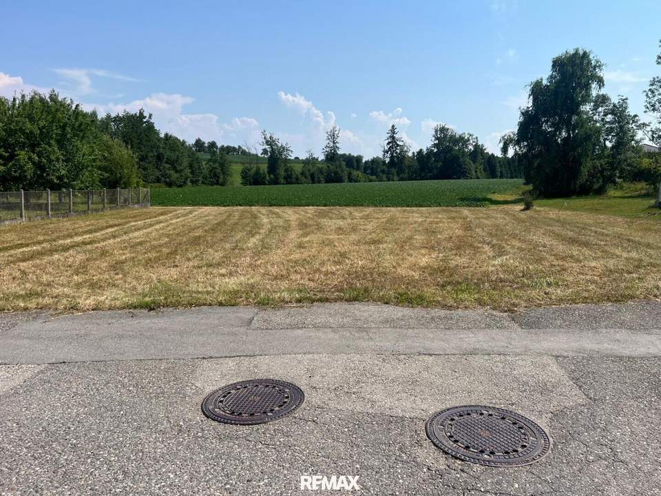 Großzügiges Baugrundstück in attraktiver Lage!