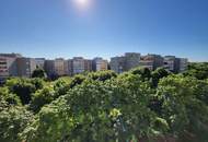 HELLE 2-ZIMMERWOHNUNG MIT GROSSER LOGGIA