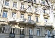 KARLSPLATZ: Zentral gelegenes 4-Zimmer-Altbaubüro !