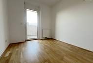 ENTZÜCKEND AUFGETEILTE 3-Zimmer WOHNUNG im 5. OG (obersten) mit WEST-BALKON! Sofort verfügbar!