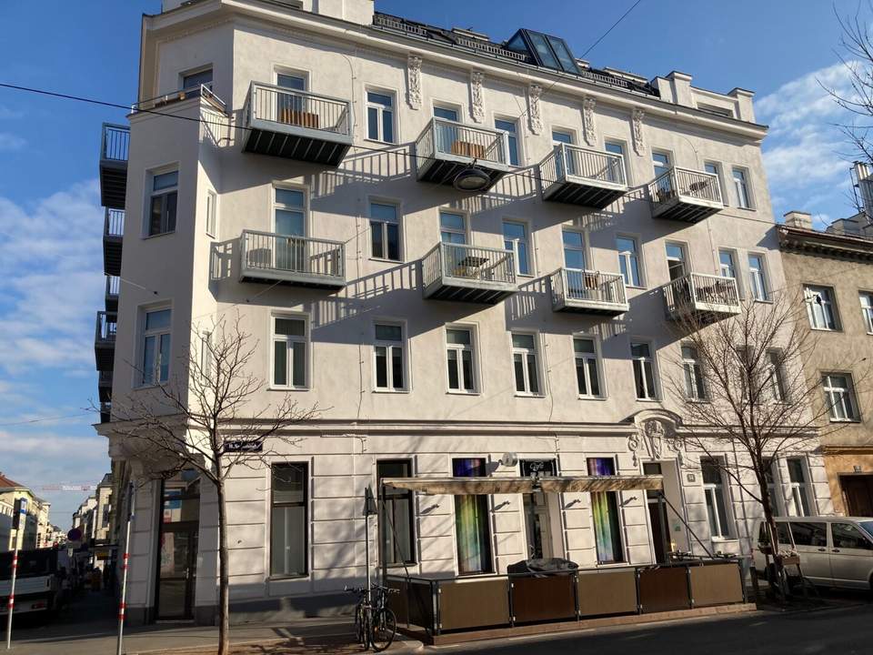 WOHNUNGSEIGENTUMSPAKET! 4 Geschäftslokale/Gewerbe-. und Lagerflächen im EG!