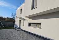 Lichtdurchflutete Doppelhaushälfte – Erstbezug, Garten, Terrasse, 4 Zimmer, Top Qualität!