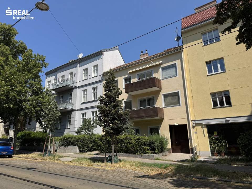 Haus mit 3 Wohneinheiten, Büro und Werkstatt