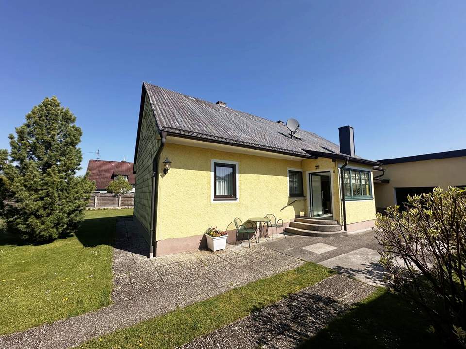 Wohnhaus in bevorzugter Siedlungslage