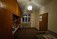 SANIERUNGSBEDÜRFTIGE VILLA IM JUGENDSTIL MIT TRAUMHAFTEM GARTEN SAMT ALTBAUMBESTAND IN ALLERBESTER WOHN- UND ZENTRUMSLAGE