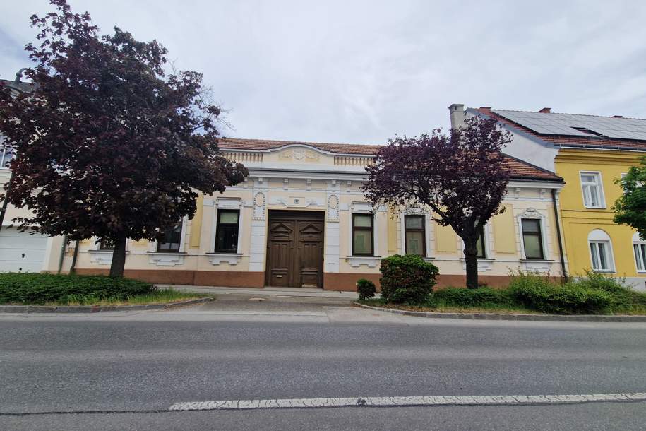 INTERESSANTE BAUTRÄGERLIEGENSCHAFT - BAULANDRESERVE IN ZENTRUMSLAGE MIT ALTBESTAND, Grund und Boden-kauf, 1.590.000,€, 2103 Korneuburg